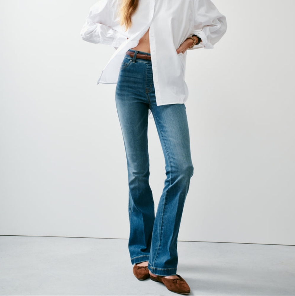 Spanx Everywhere Flare Jeans Vintage Indigo